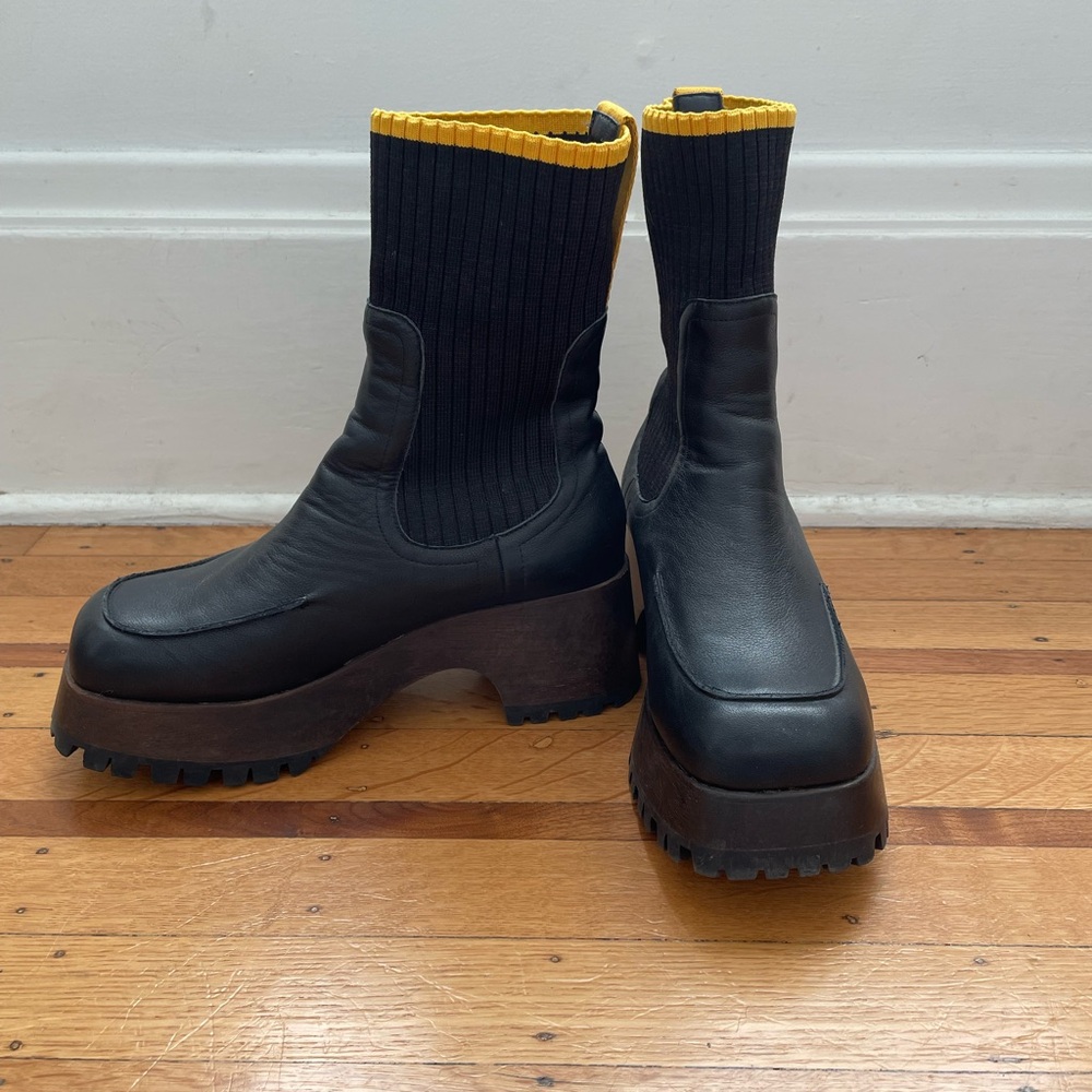 Charlotte Stone Loma Boots